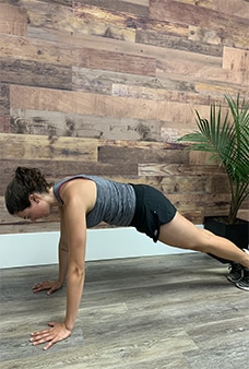 Straight Arm Plank Floor