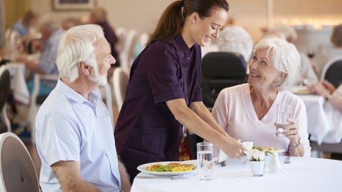 dining-room-retirement-home