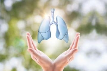 7 Ways to Keep Your Lungs Healthy This Cold and Flu Season