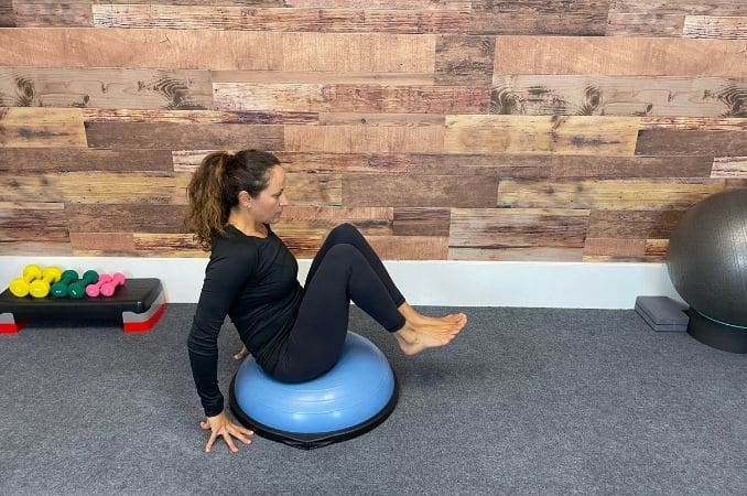 Bosu Knee Tucks 2