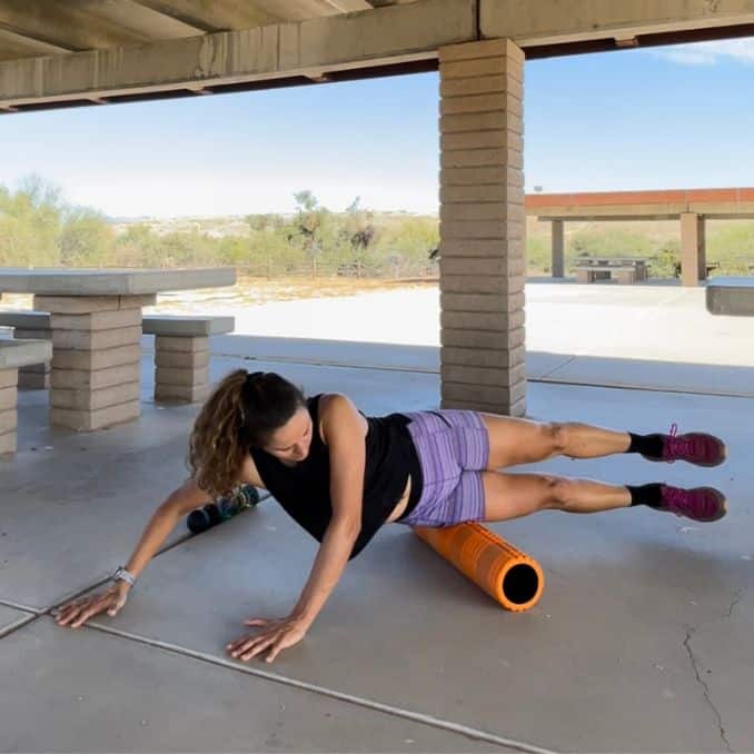 Foam Roll IT Bands