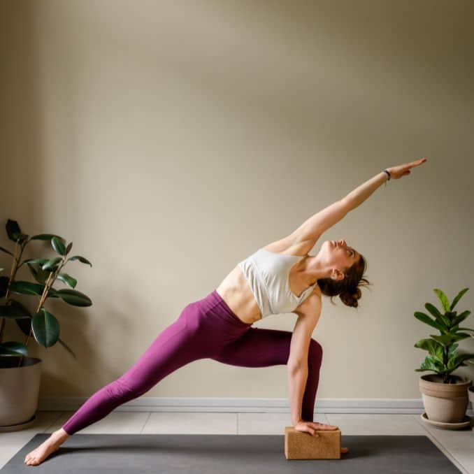 Extended Side Angle Pose