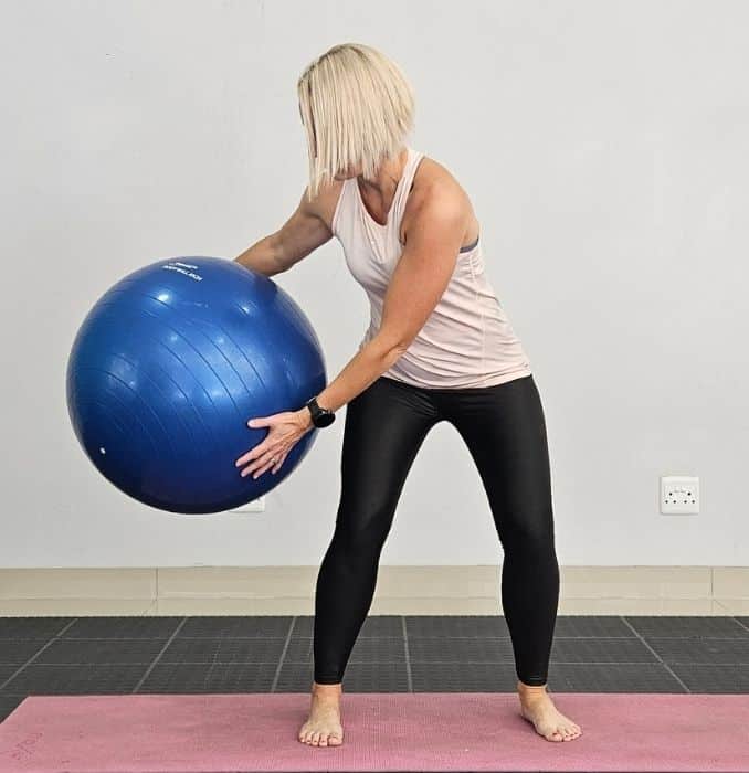 Stability Ball Woodchops 1