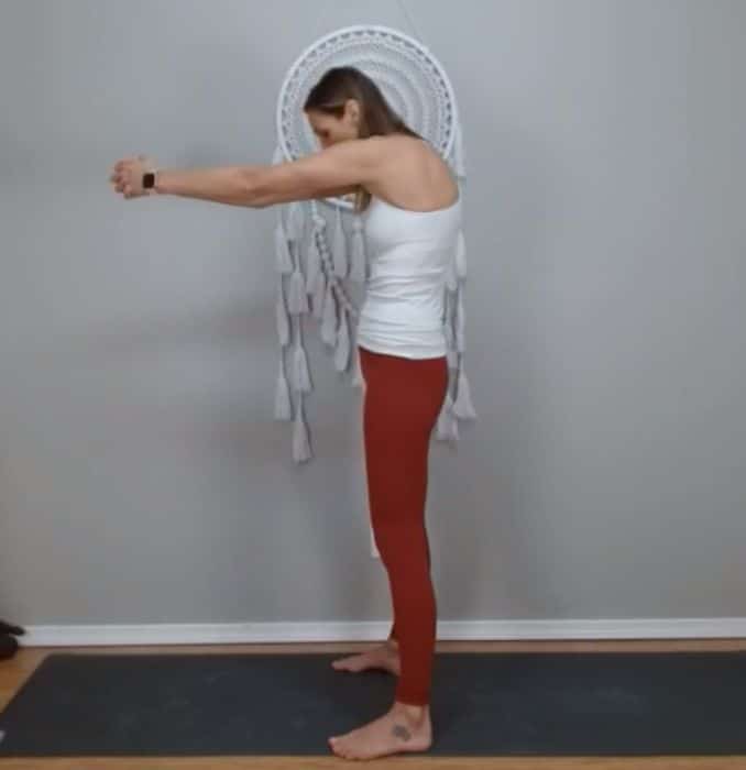 upper back stretch - 2 - Golf Warm Up Exercises